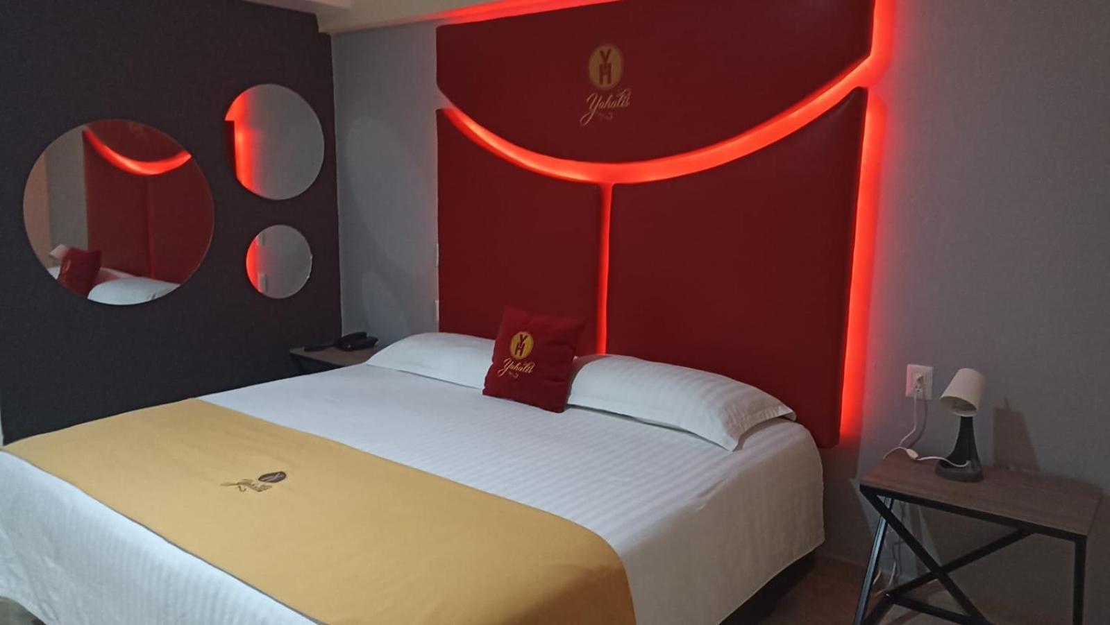 Hotel Yahalis Jilotepec de Abasolo المظهر الخارجي الصورة